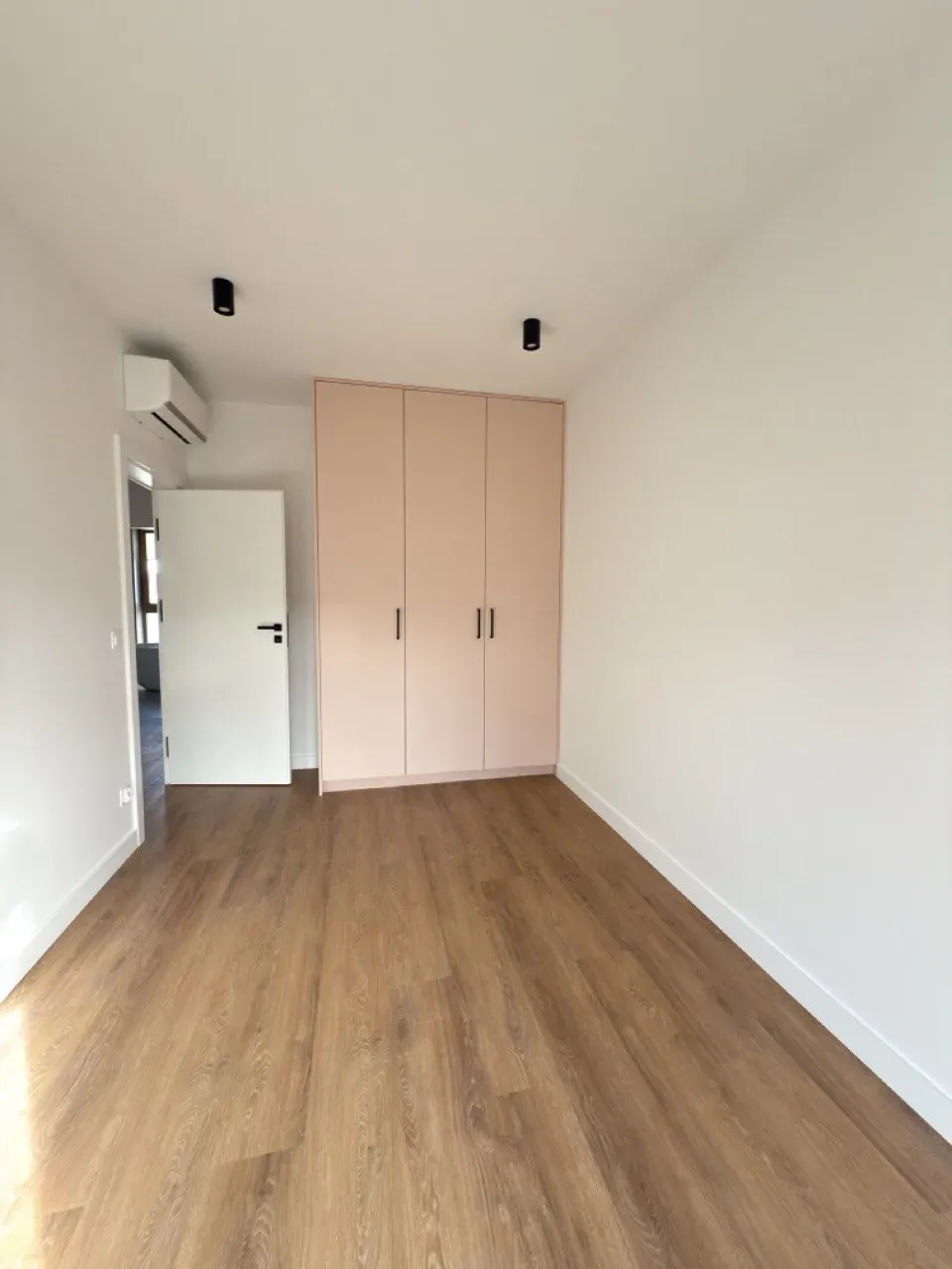 Dom do wynajęcia w Wiązownej. 17