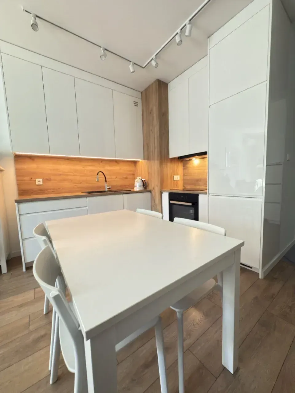 Wynajem 2-pokojowego mieszkania, Wilanów. 3