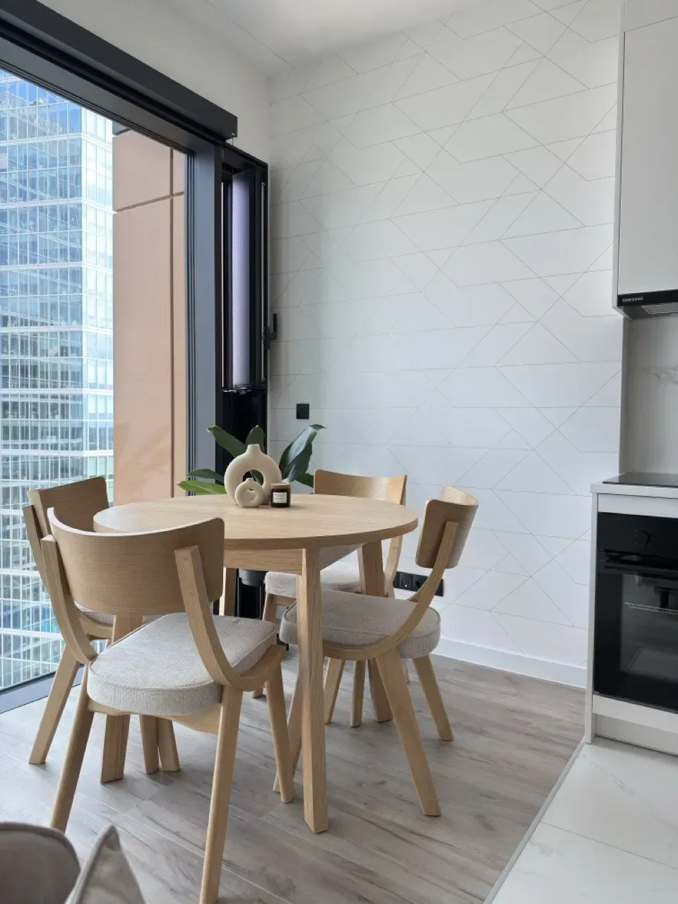 Apartamenty w kompleksie Towarowa Towers. 3