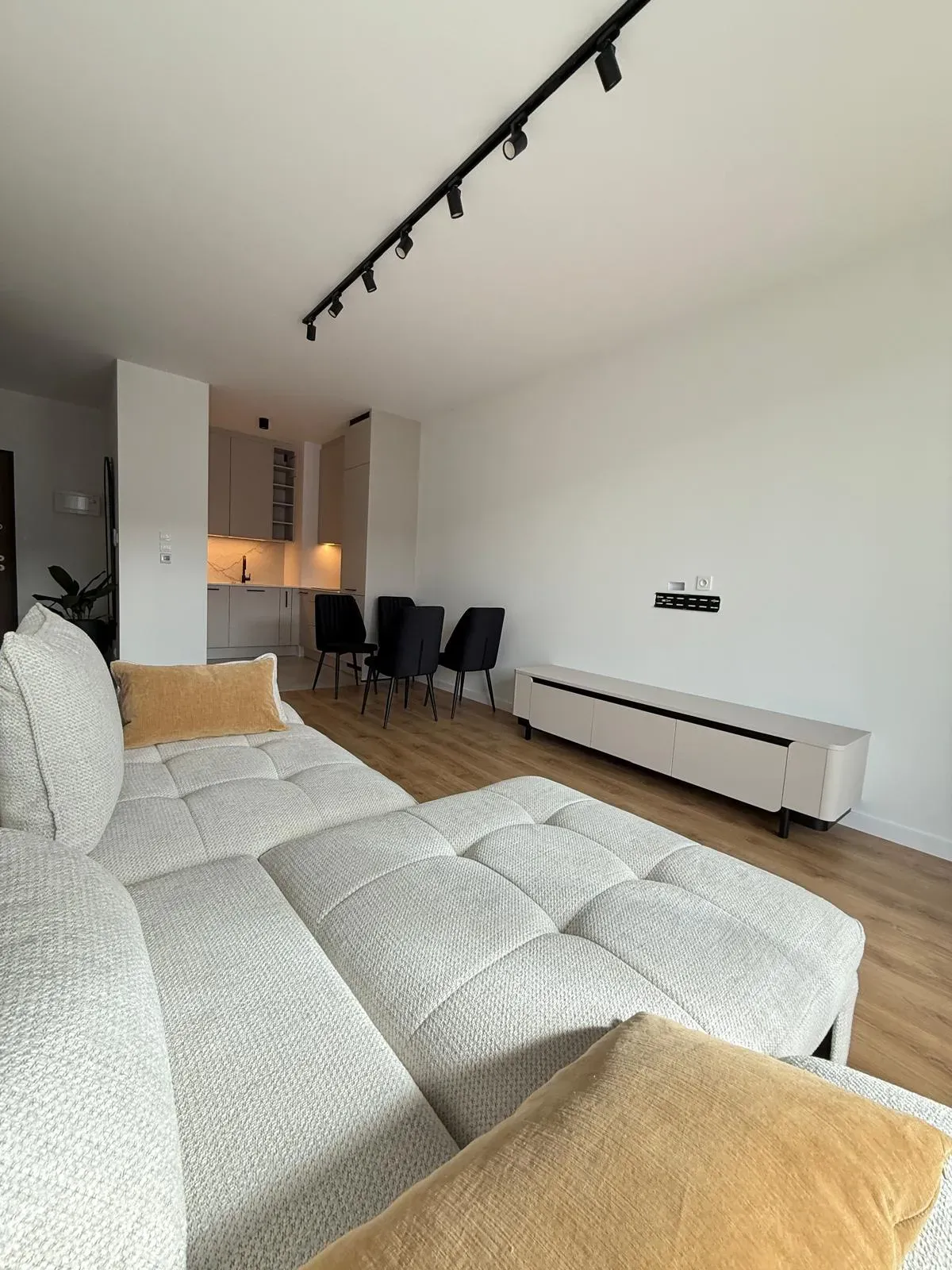 Nowoczesne 3-we mieszkanie Warszawa, Wilanów. 3