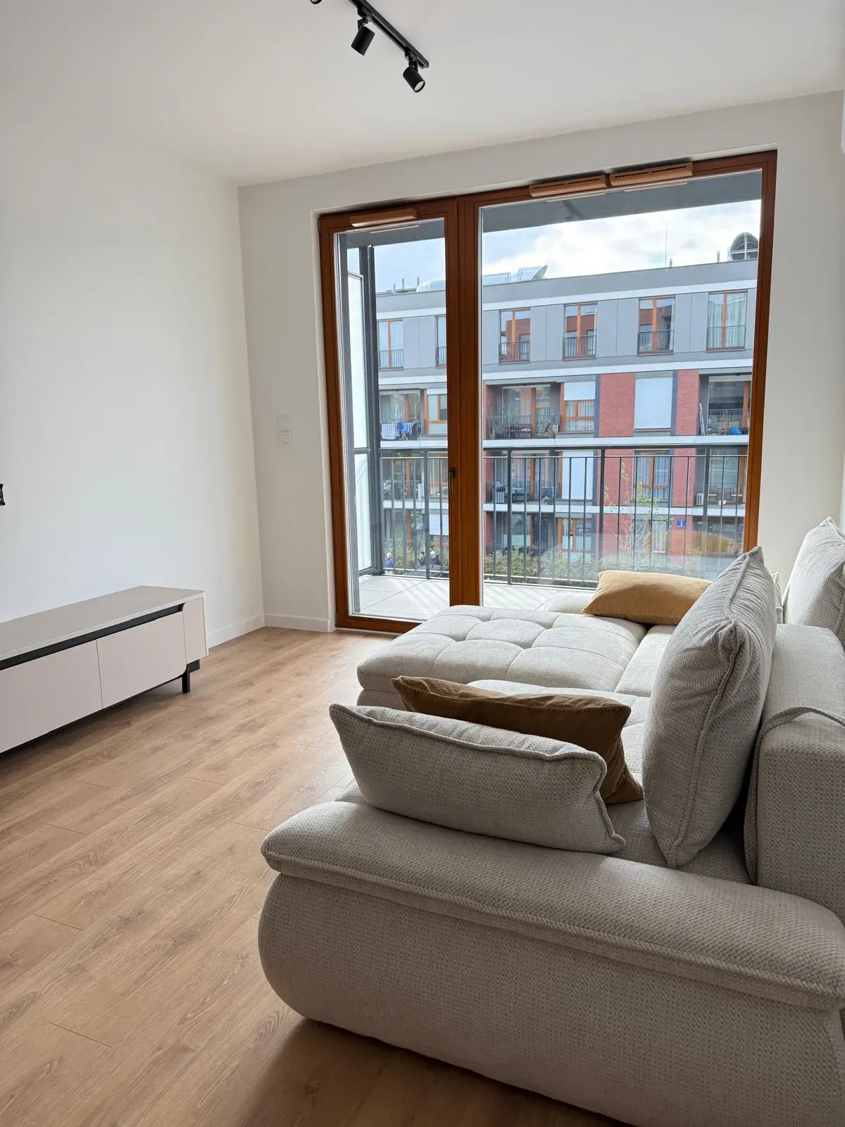 Nowoczesne 3-we mieszkanie Warszawa, Wilanów. 11