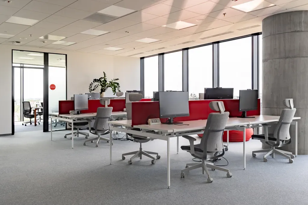 Biuro w prestiżowym biurowcu, Warszawa. 2