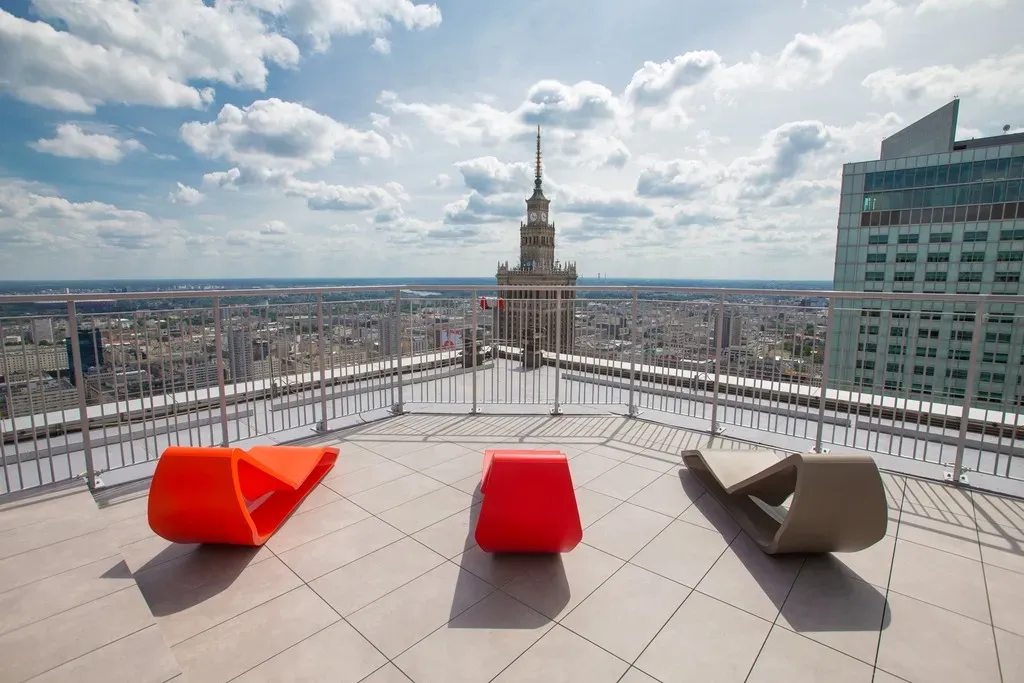 Wykończone biuro z meblami, Warszawa. 8