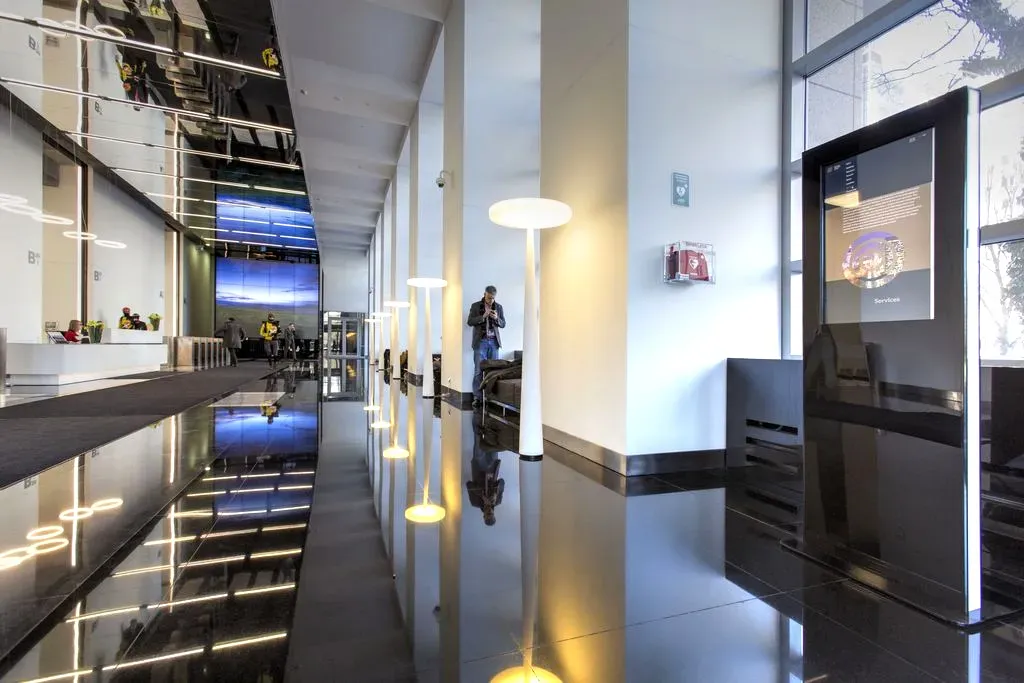 Wykończone biuro z meblami, Warszawa. 11