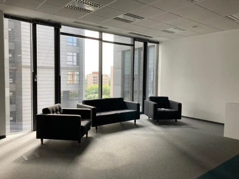 Biuro z dobrą komunikacją Warszawa, Ochota. 5