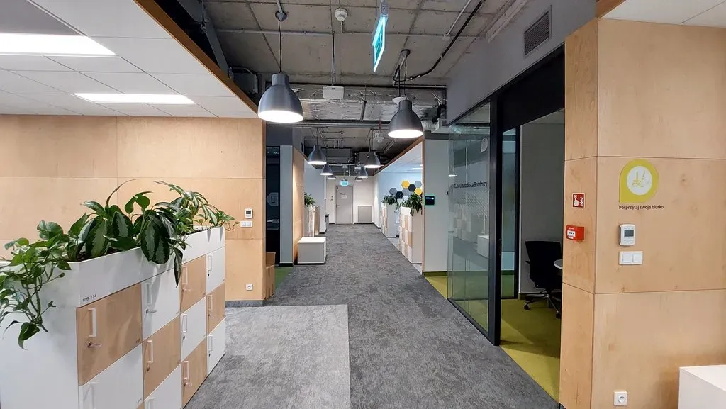 Umeblowane biuro Warszawa, Czyste. 20
