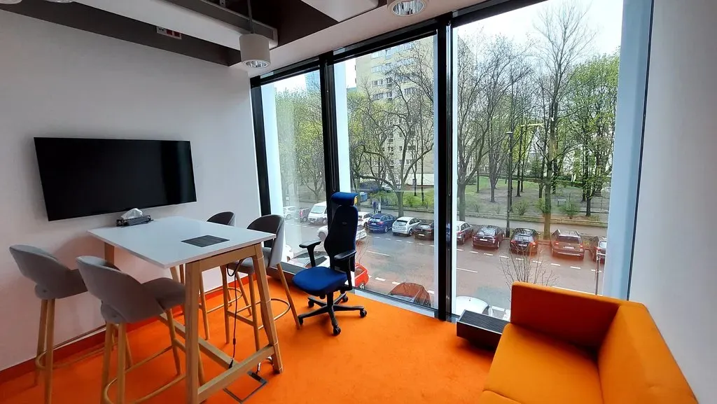 Umeblowane biuro Warszawa, Czyste. 21