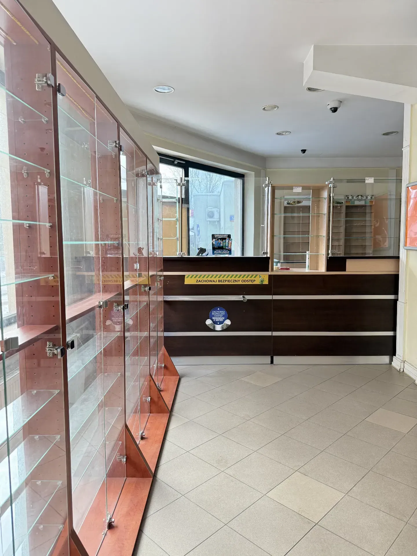 Na sprzedaż lokal w Rembertkach, Warszawa. 16