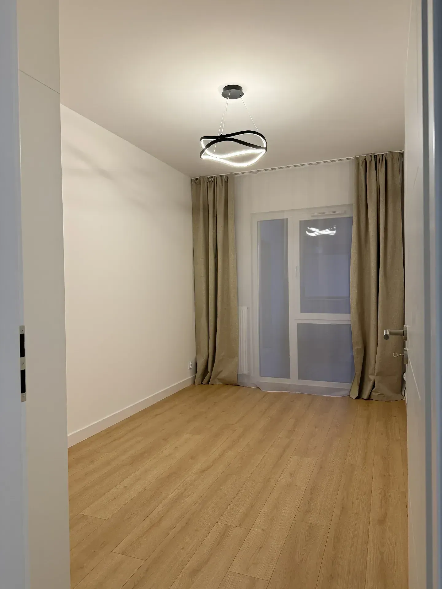 Na wynajem mieszkanie w Modern Mokotów. 13