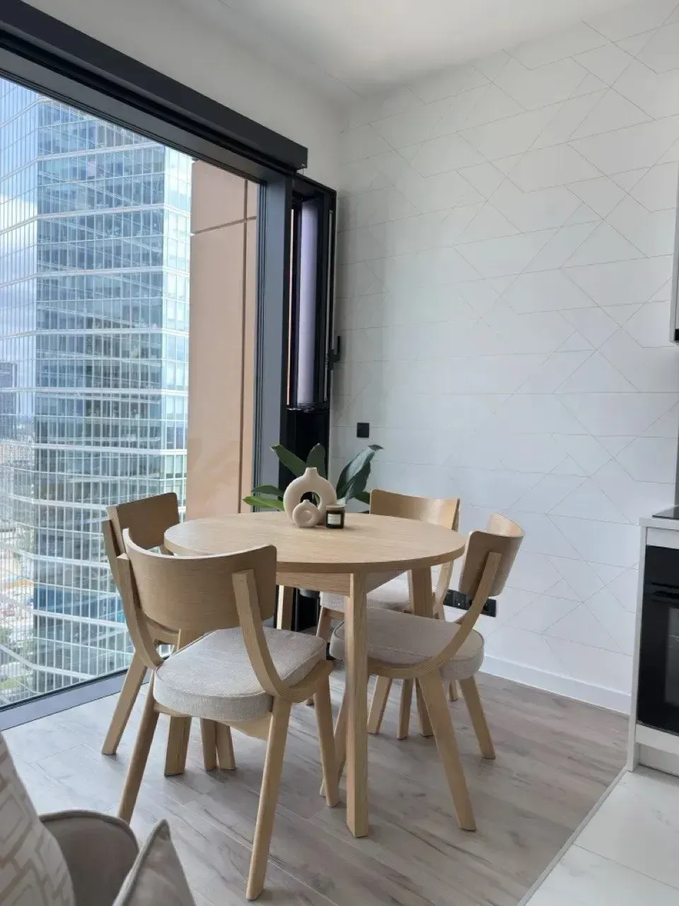 Apartamenty w kompleksie Towarowa Towers. 3